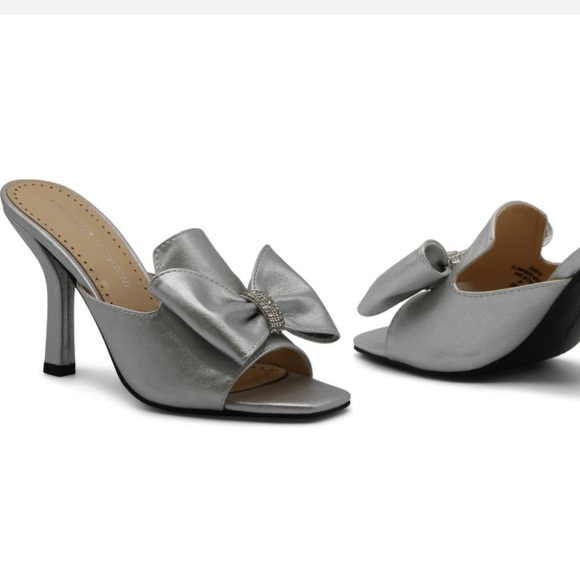 NEW Adrienne Vittadini Gladys Bow Mule - Picture 5 of 8